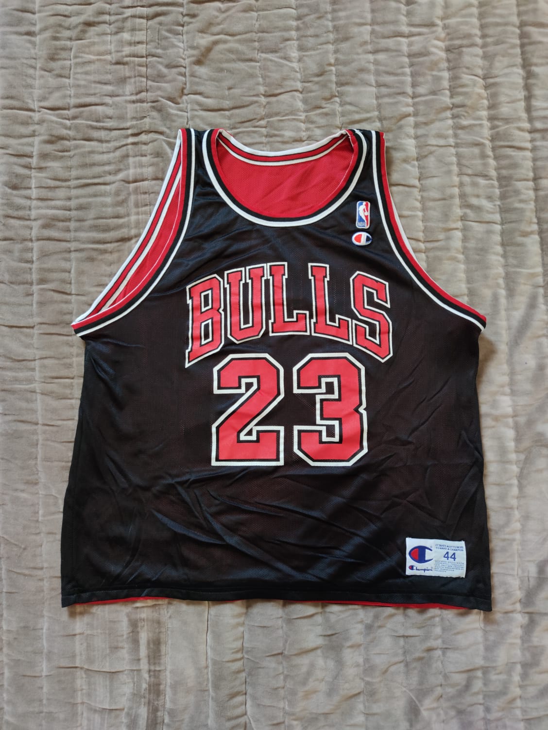 Michael Jordan #23 Reversible Jersey Champion Chicago Bulls